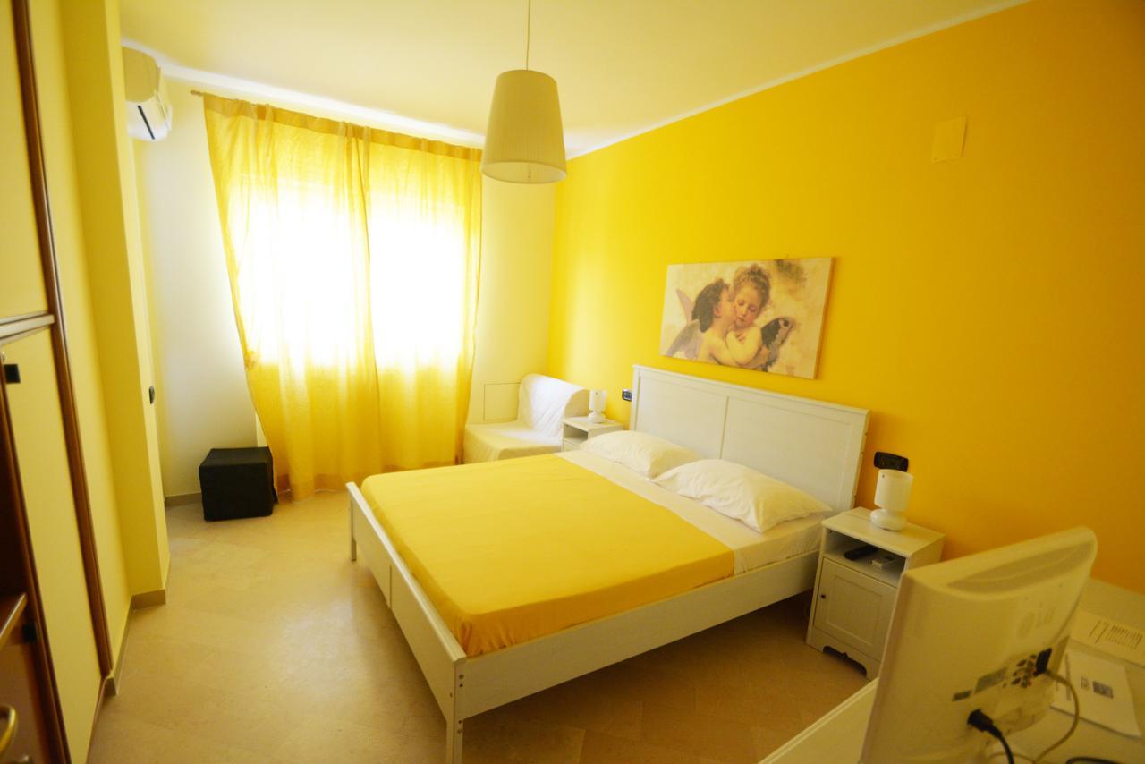 ביצ'לייה B&B La Baia Sea Rooms מראה חיצוני תמונה