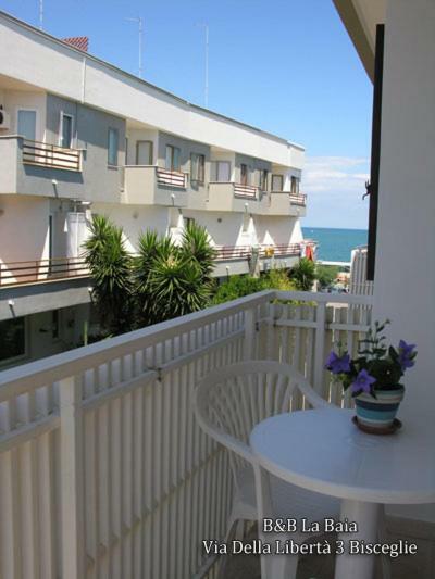 ביצ'לייה B&B La Baia Sea Rooms מראה חיצוני תמונה